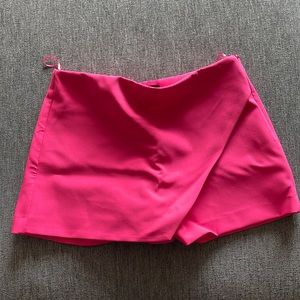 NWT Zara skort